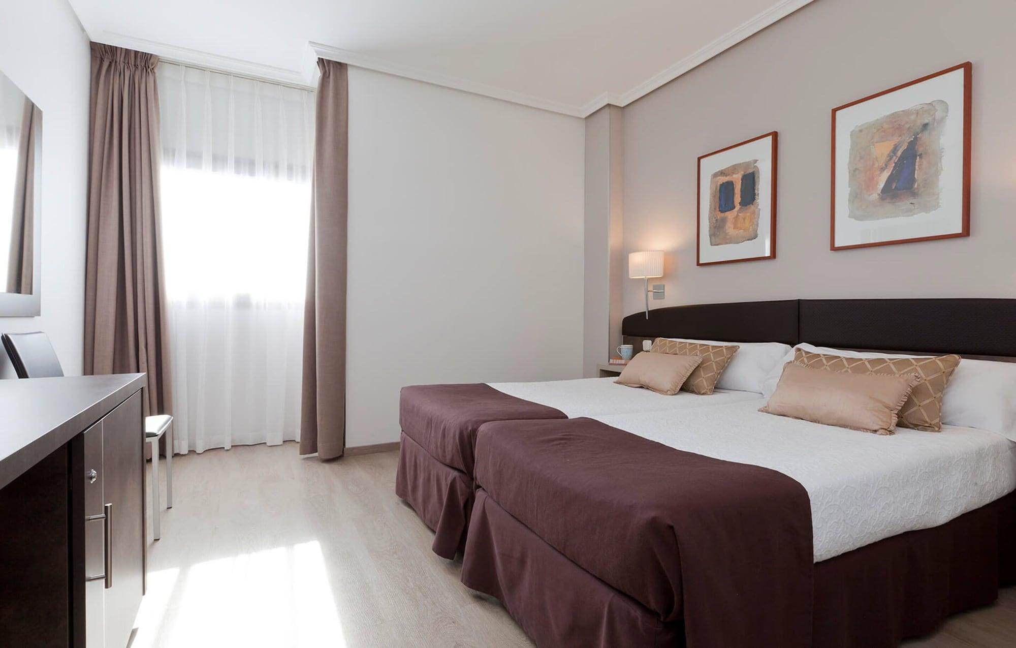 Hotel Villamadrid Esterno foto